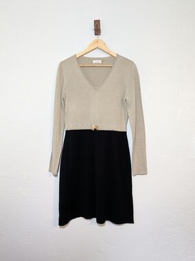 Calvin Klein Classic Two-Tone V-Neck Long Sleeve Knit Mini Dress Office Timeless